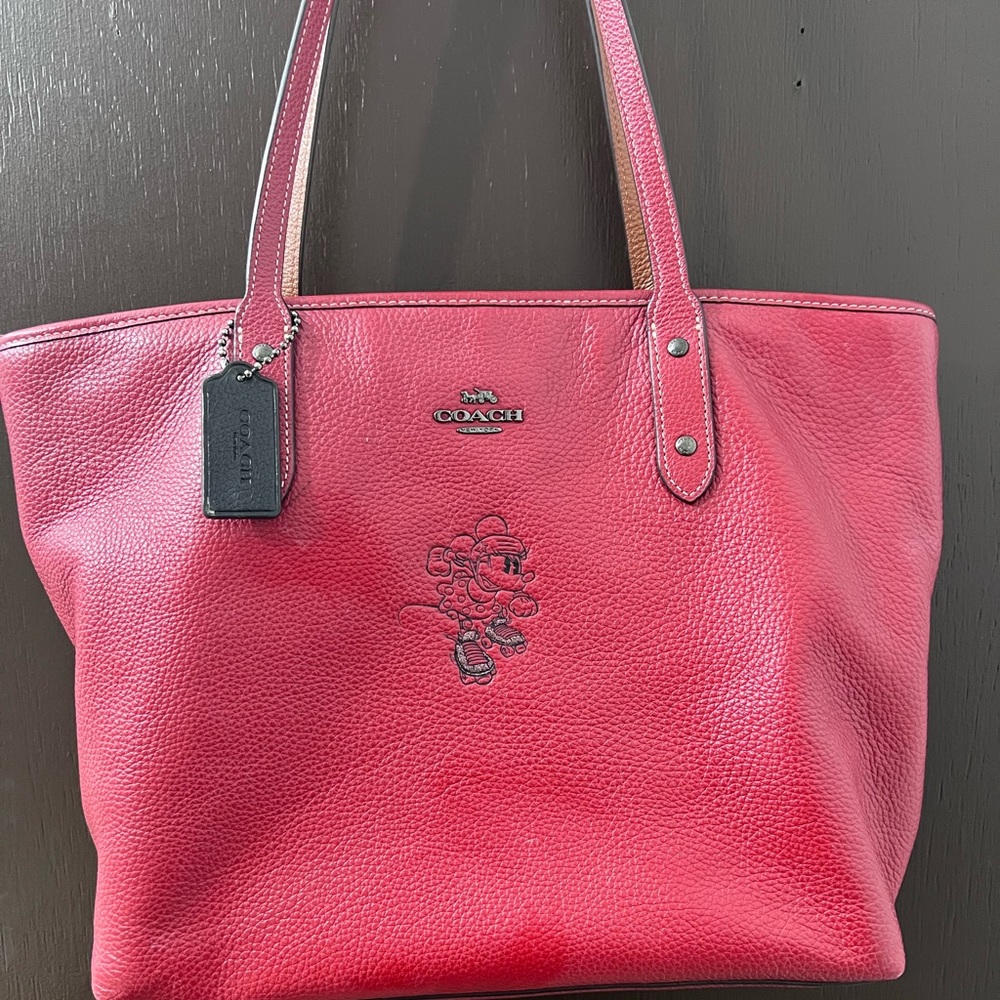 Coach x Disney colab purse. Featuring Minnie Mouse!